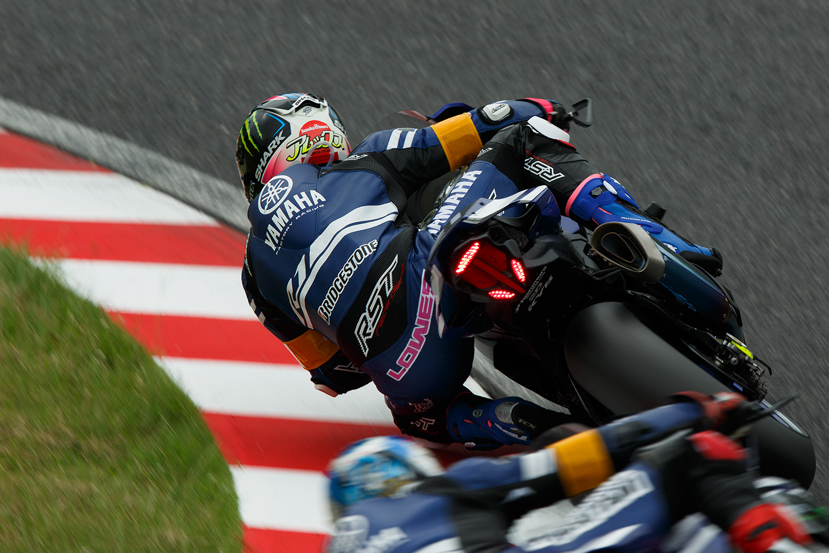 鈴鹿８耐_a0003166_1151415.jpg