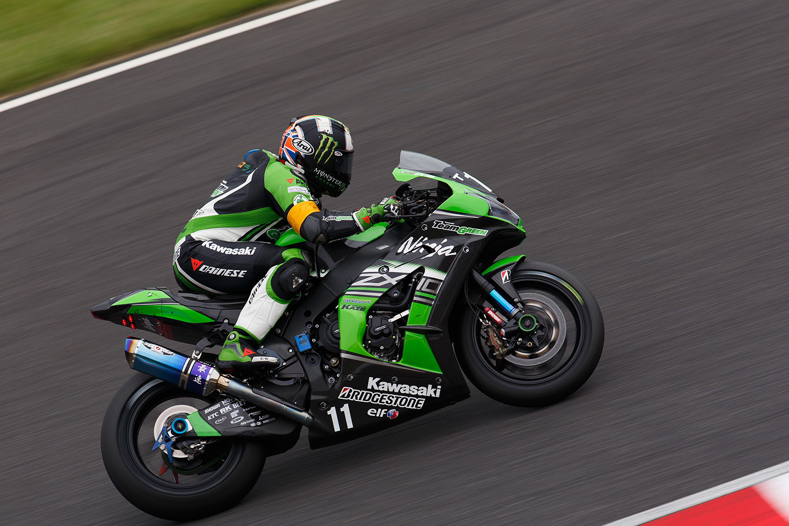 鈴鹿８耐_a0003166_1151665.jpg