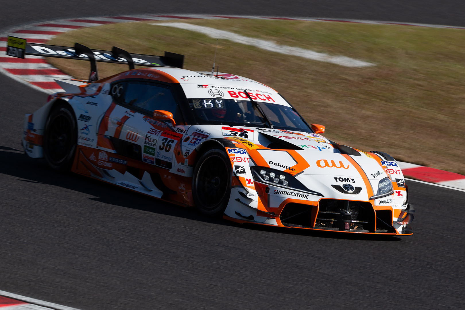 SUPER GT 鈴鹿 GT500 その１_a0003166_11563779.jpg