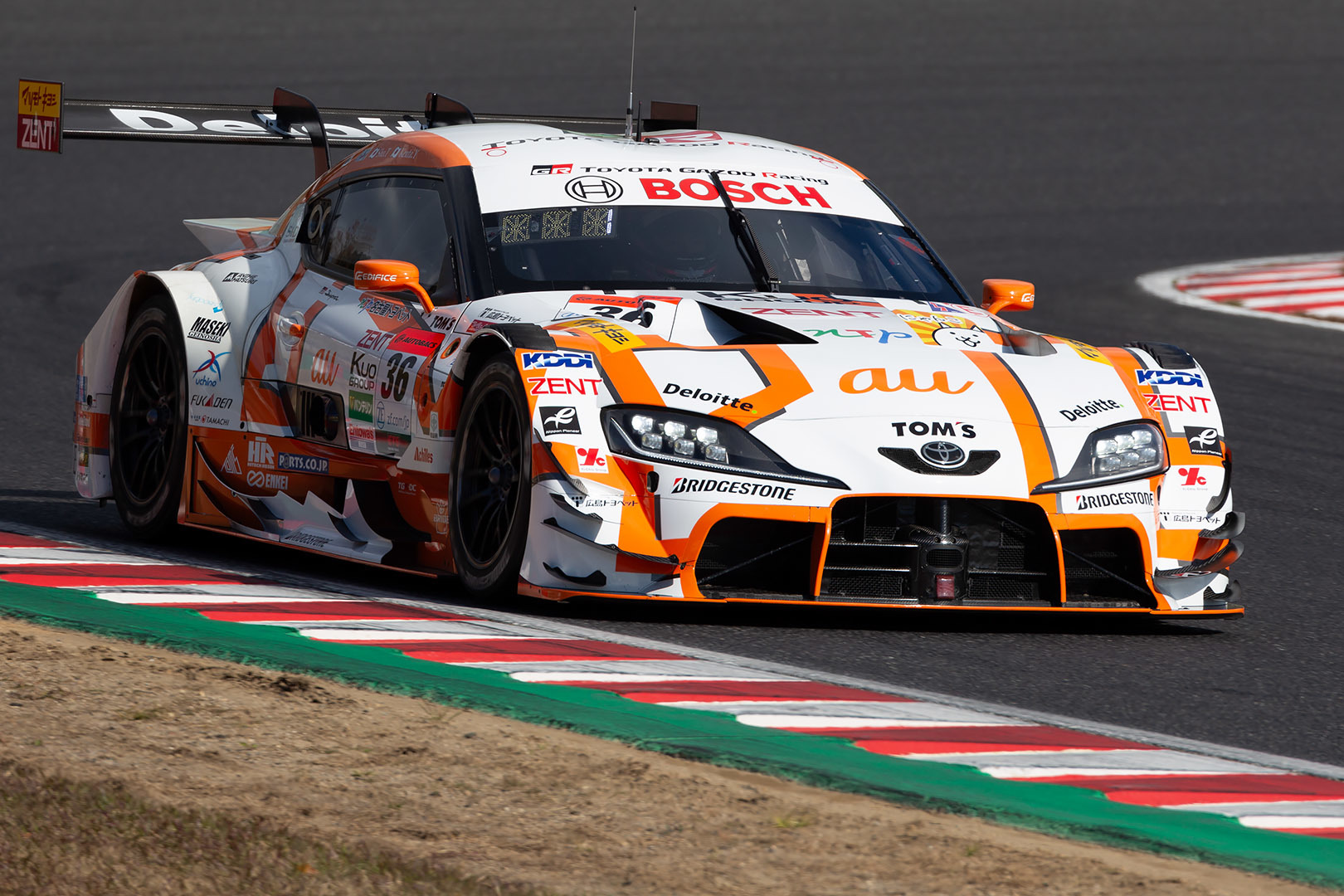 SUPER GT 鈴鹿 GT500 その１_a0003166_11570456.jpg