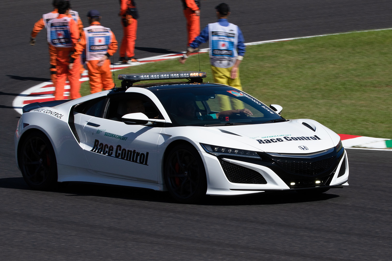 F1 セーフティーカーなど_a0003166_11573193.jpg