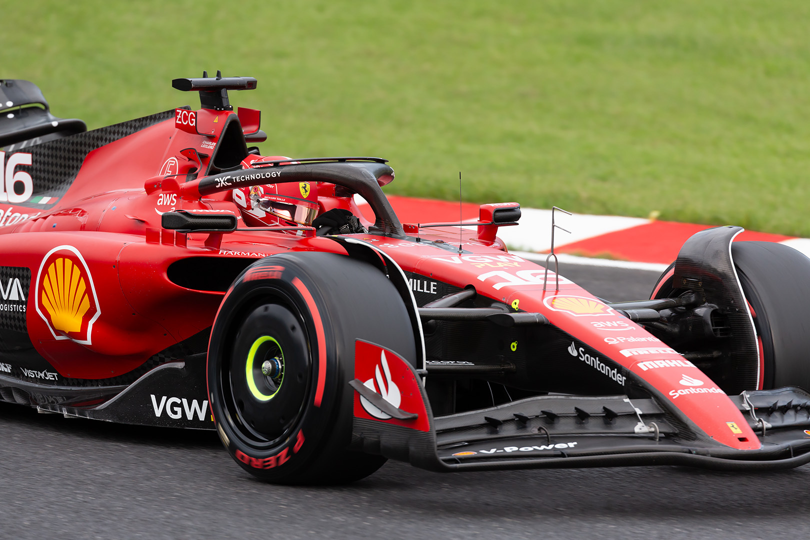 F1 フェラーリ ルクレール、サインツ（鈴鹿サーキット）_a0003166_12022302.jpg