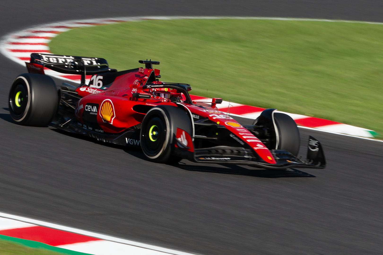 F1 フェラーリ ルクレール、サインツ（鈴鹿サーキット）_a0003166_12025669.jpg