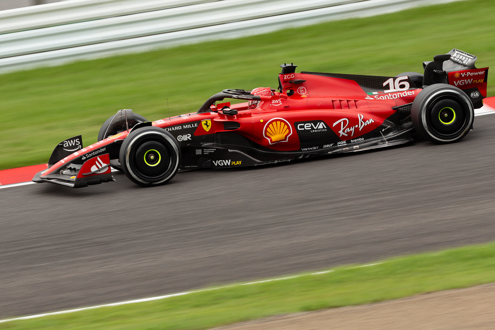 F1 フェラーリ ルクレール、サインツ（鈴鹿サーキット）_a0003166_12032593.jpg