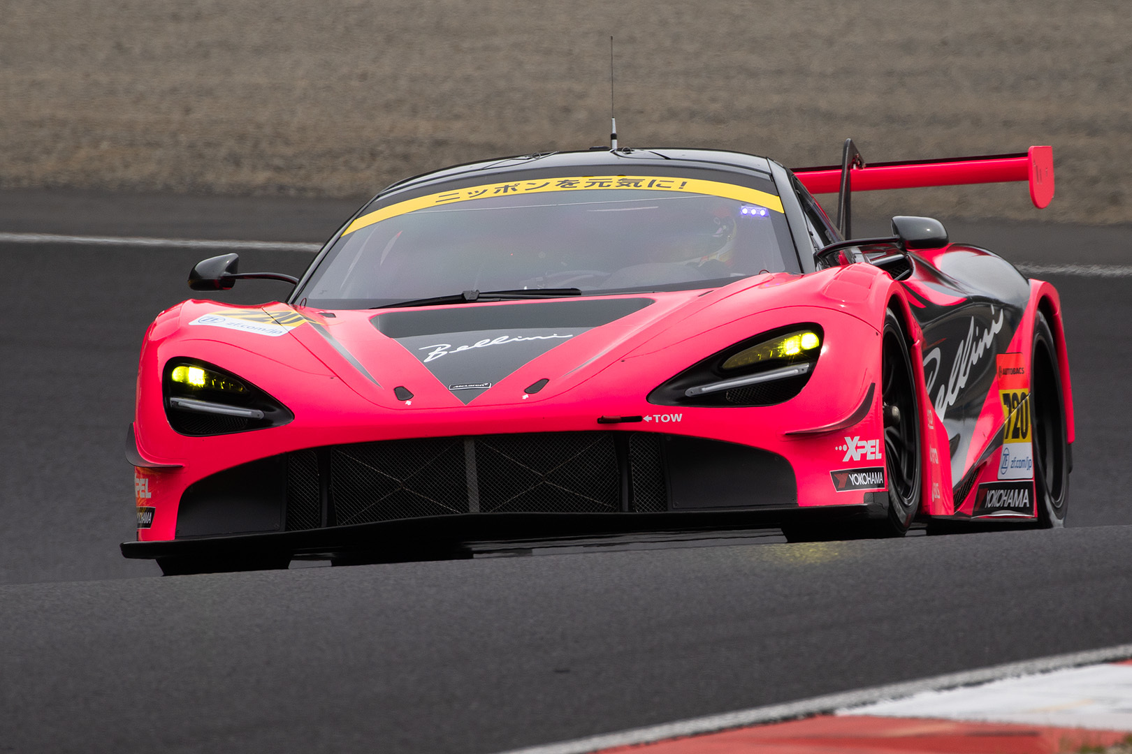 SUPER GT 岡山 ＧＴ３００新車、新デザインなど_a0003166_12082289.jpg