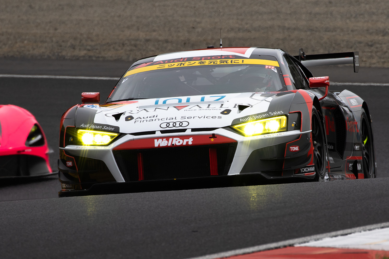 SUPER GT 岡山 ＧＴ３００新車、新デザインなど_a0003166_12110352.jpg