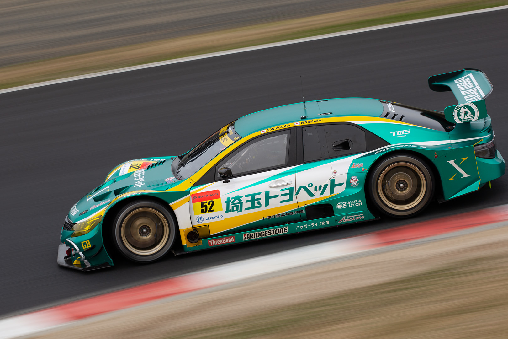 SUPER GT 岡山 ＧＴ３００新車、新デザインなど_a0003166_12111574.jpg