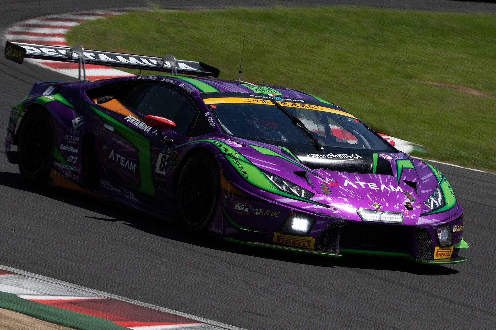 鈴鹿10時間耐久レース　その２_a0003166_12123411.jpg