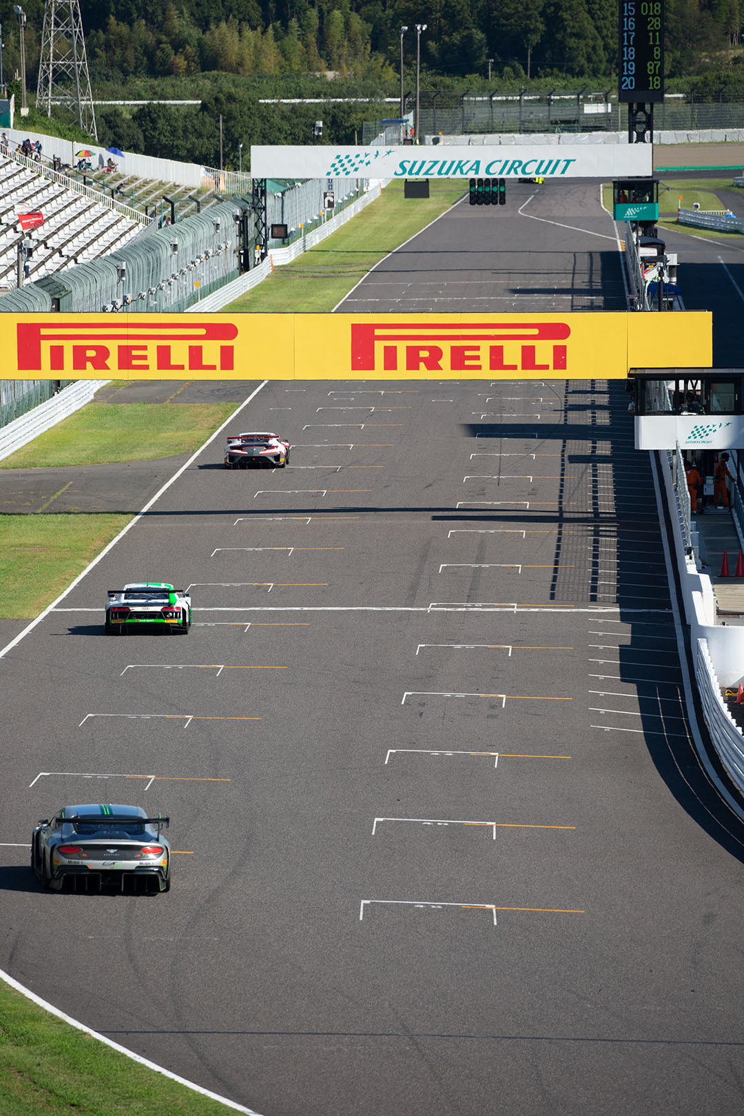 鈴鹿10時間耐久レース　その２_a0003166_12123492.jpg