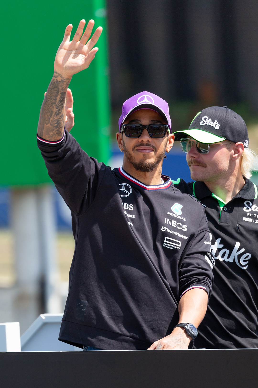 F1 日本GP ドライバーズパレード ハミルトン＆ボッタス ぺレス_a0003166_12140996.jpg