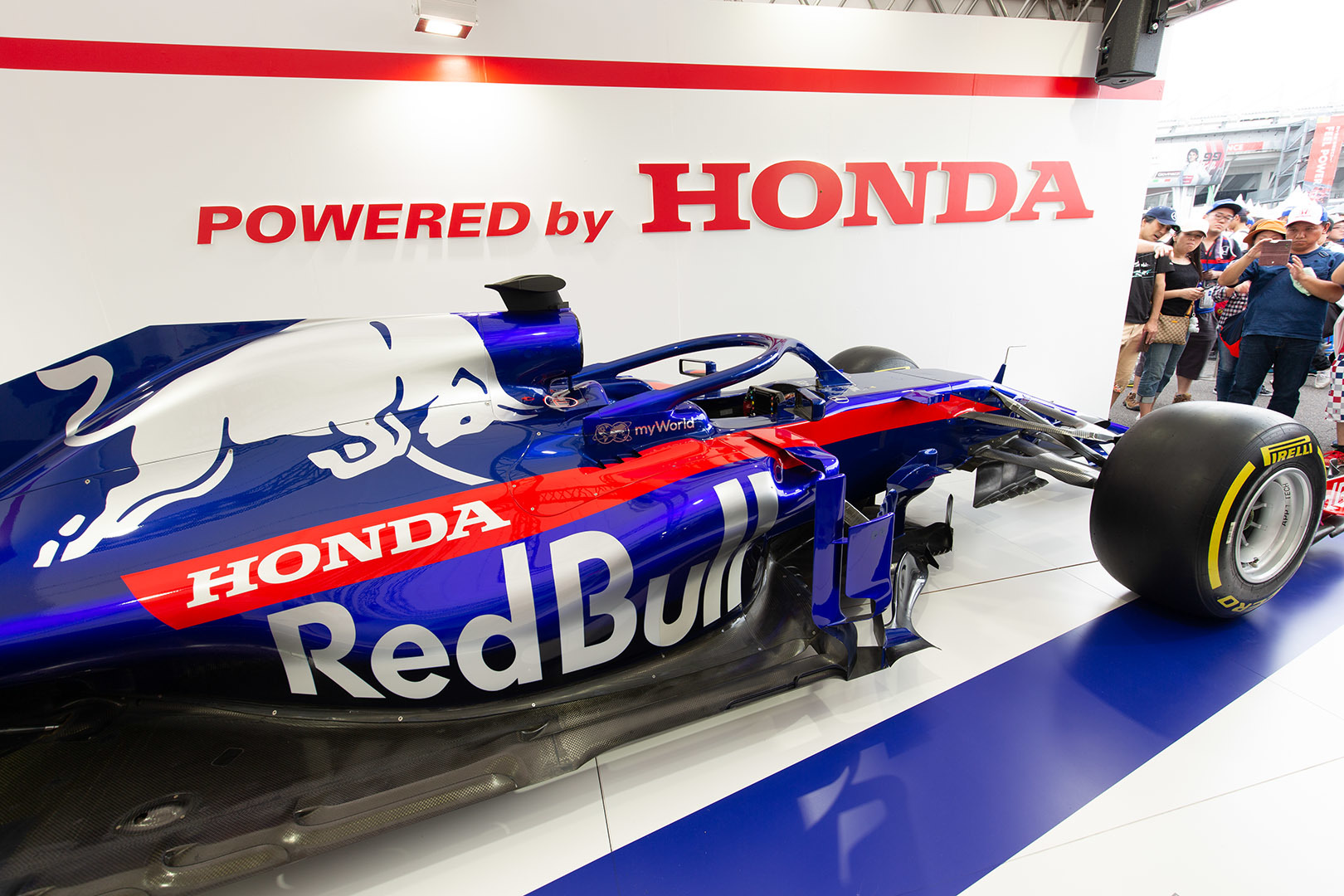 Ｆ１ 展示車_a0003166_12143150.jpg