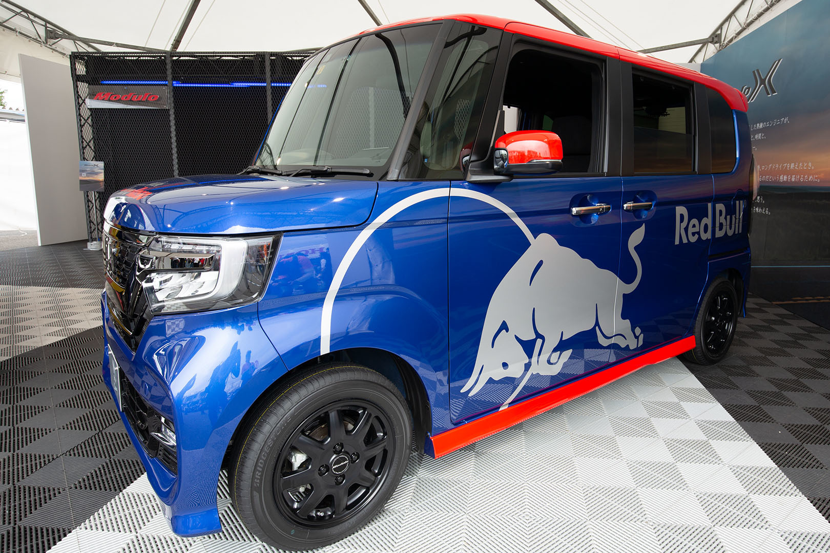 Ｆ１ 展示車_a0003166_12143201.jpg