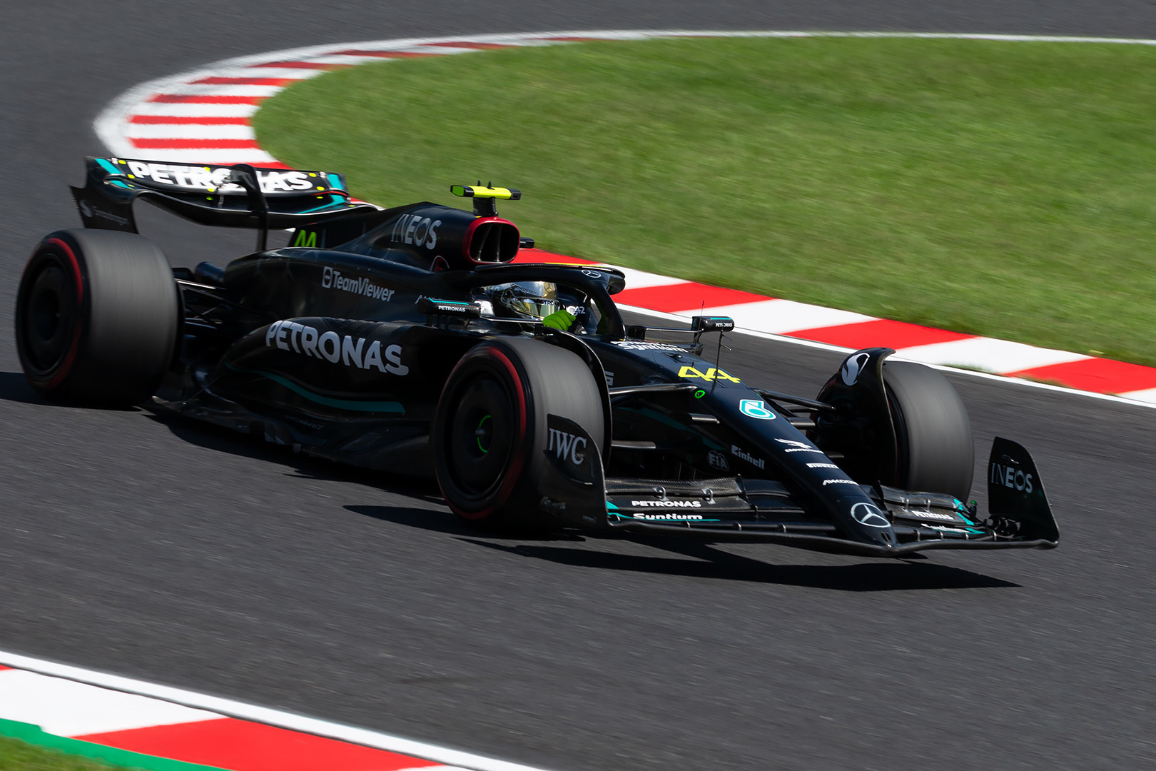 F1 メルセデス ハミルトン、ラッセル（鈴鹿サーキット）_a0003166_12182960.jpg