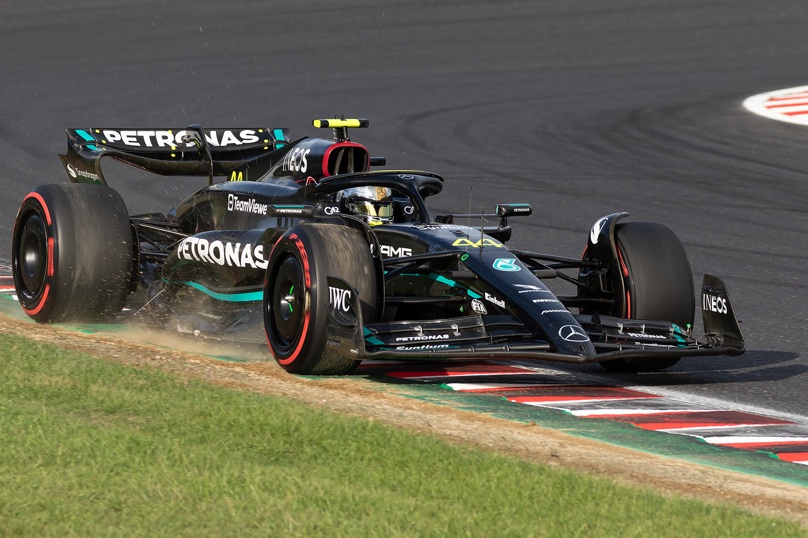 F1 メルセデス ハミルトン、ラッセル（鈴鹿サーキット）_a0003166_12183876.jpg