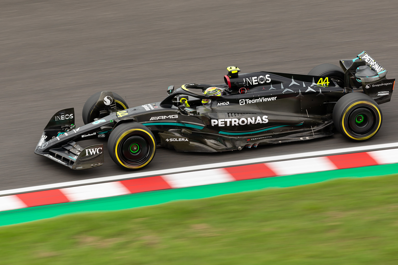 F1 メルセデス ハミルトン、ラッセル（鈴鹿サーキット）_a0003166_12184504.jpg