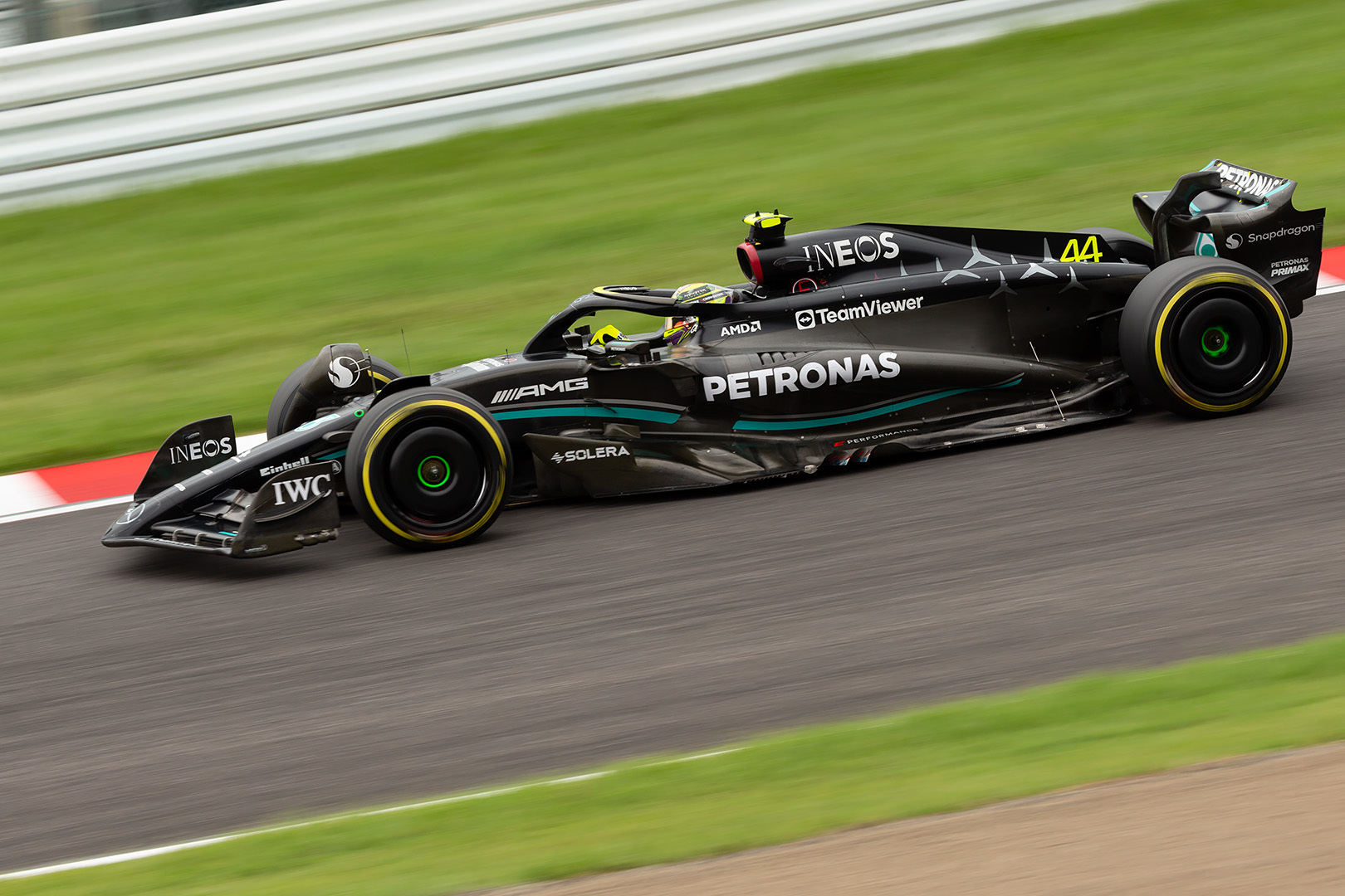 F1 メルセデス ハミルトン、ラッセル（鈴鹿サーキット）_a0003166_12185074.jpg