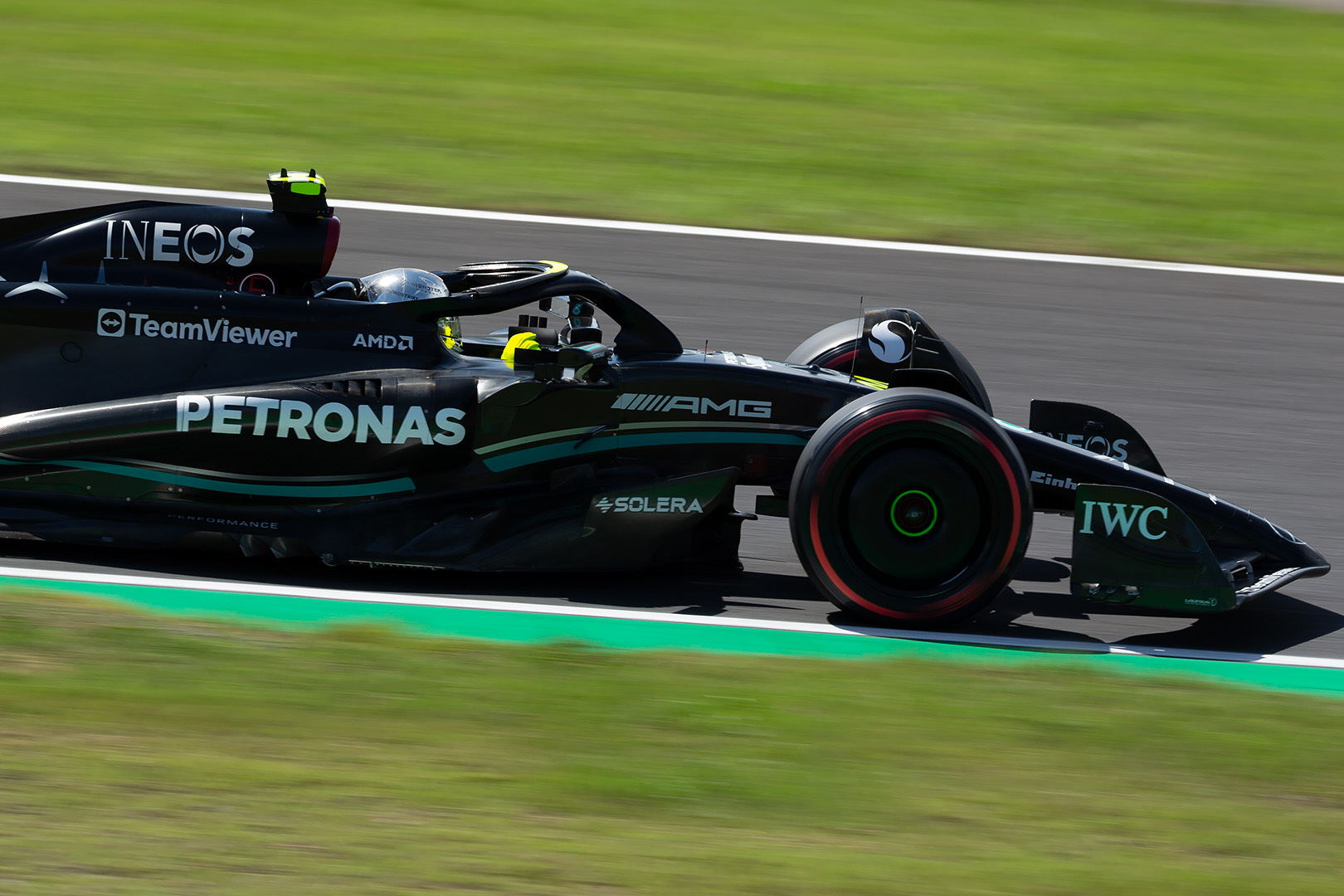 F1 メルセデス ハミルトン、ラッセル（鈴鹿サーキット）_a0003166_12190036.jpg