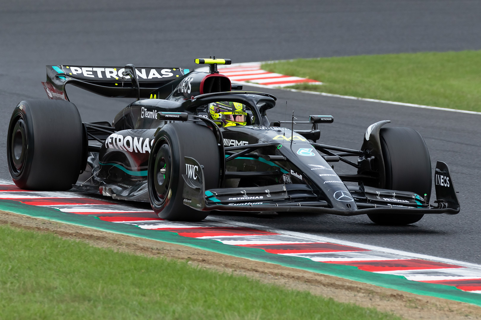 F1 メルセデス ハミルトン、ラッセル（鈴鹿サーキット）_a0003166_12191241.jpg