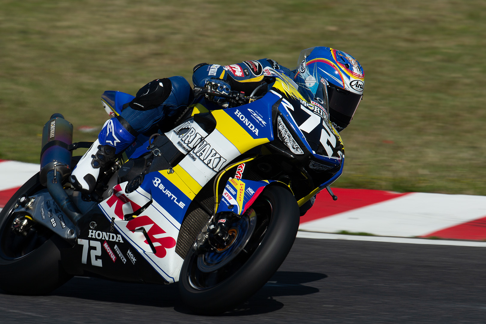 鈴鹿２＆４レース 全日本ロードレース ＪＳＢ１０００ レース１_a0003166_12283704.jpg