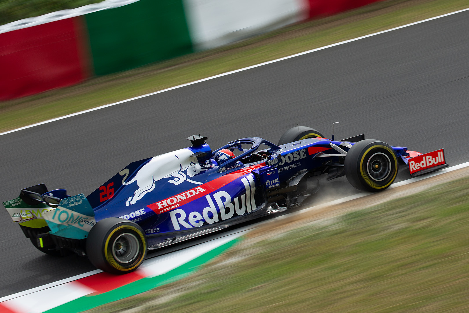 Ｆ１ 金曜フリー走行１_a0003166_12475158.jpg