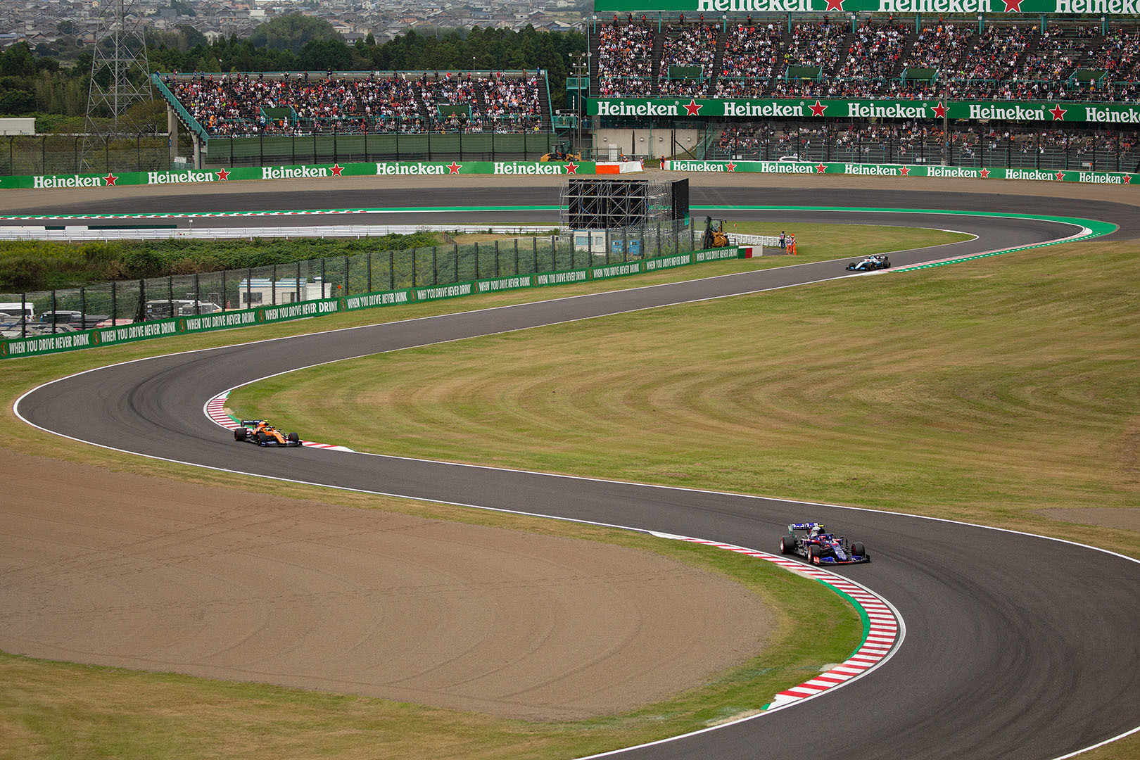 Ｆ１ 金曜フリー走行２_a0003166_12505311.jpg