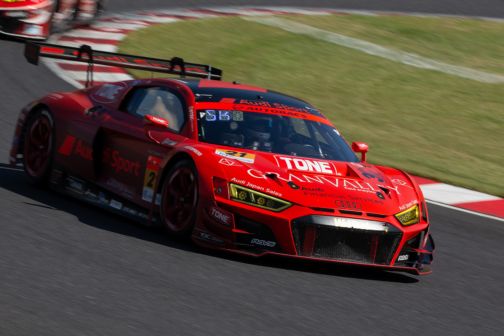 SUPER GT 鈴鹿 GT300 その１_a0003166_12512480.jpg