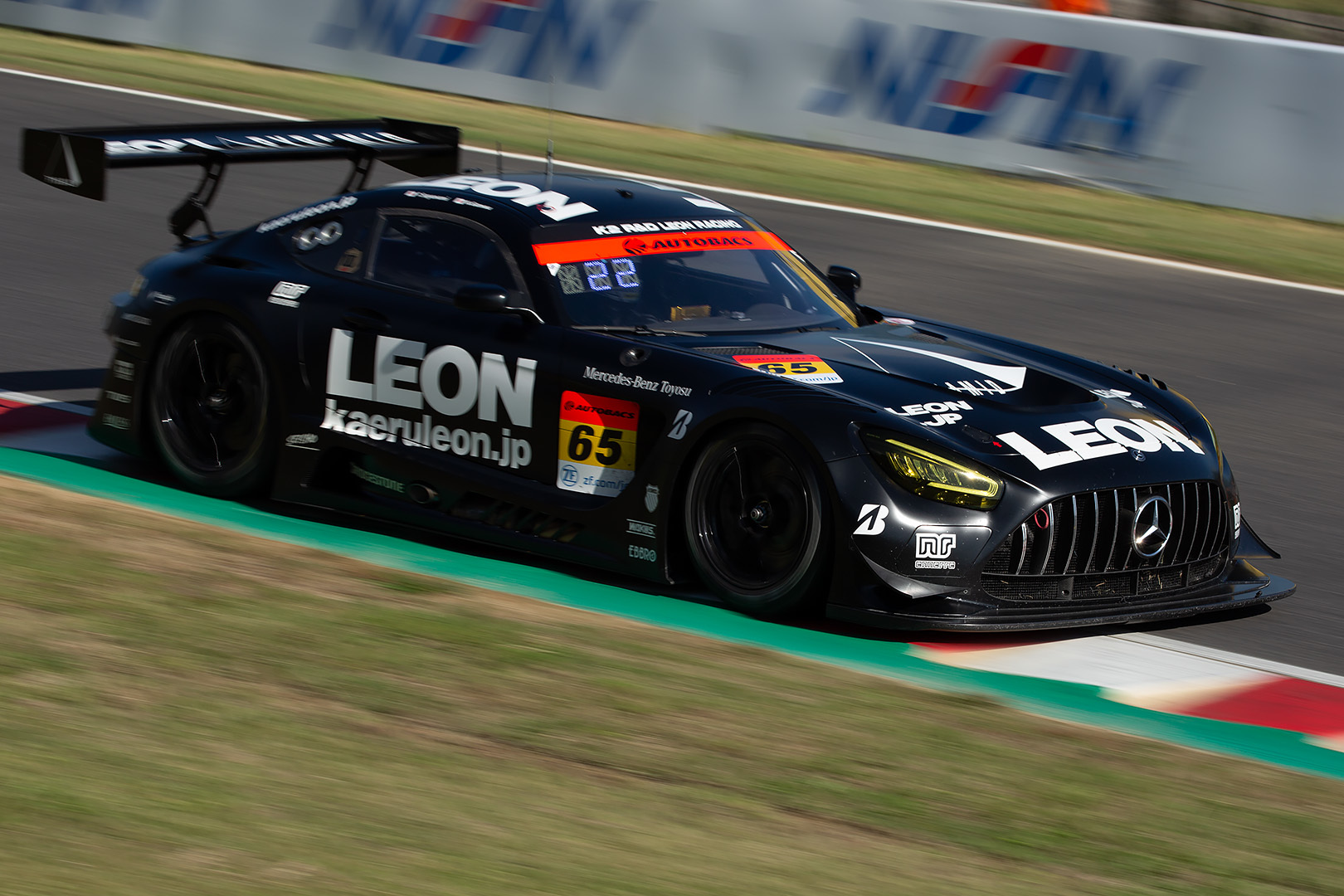 SUPER GT 鈴鹿 GT300 その２_a0003166_12524928.jpg