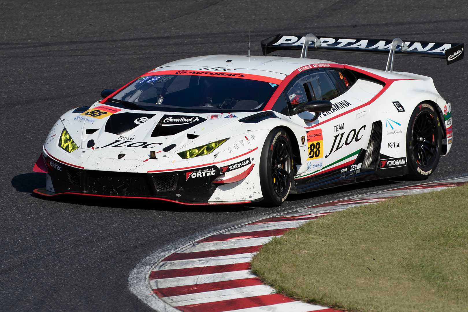 SUPER GT 鈴鹿 GT300 その２_a0003166_12534561.jpg