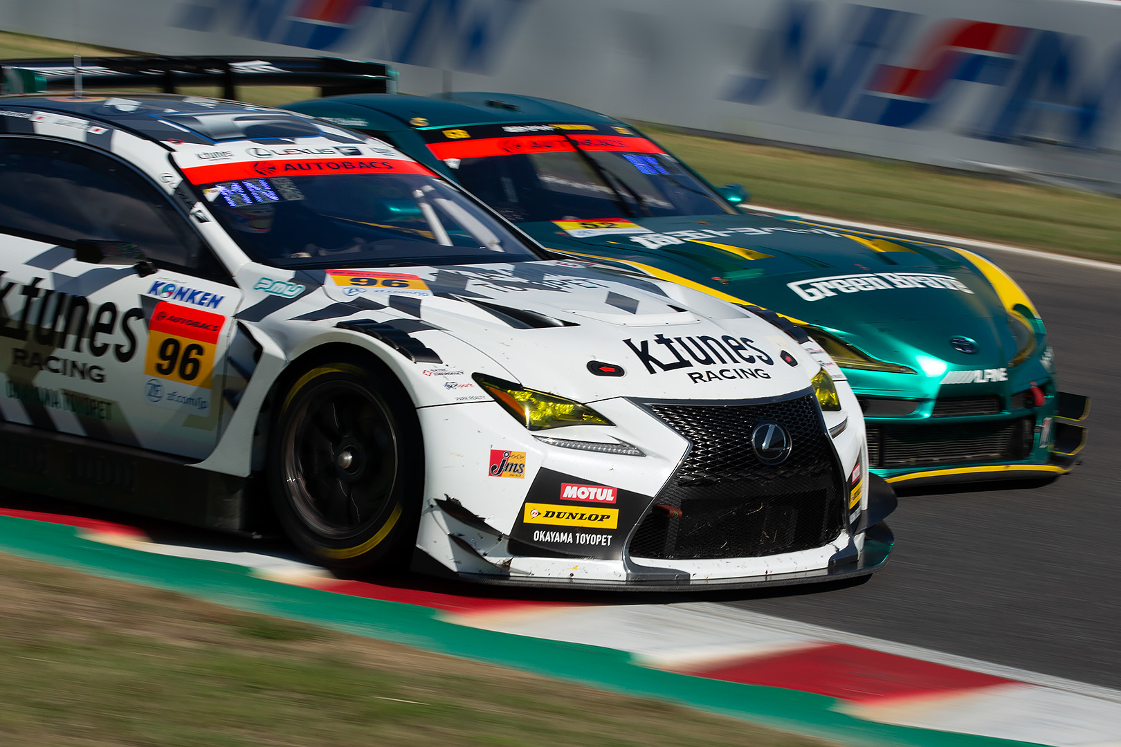 SUPER GT 鈴鹿 GT300 その３_a0003166_12560767.jpg