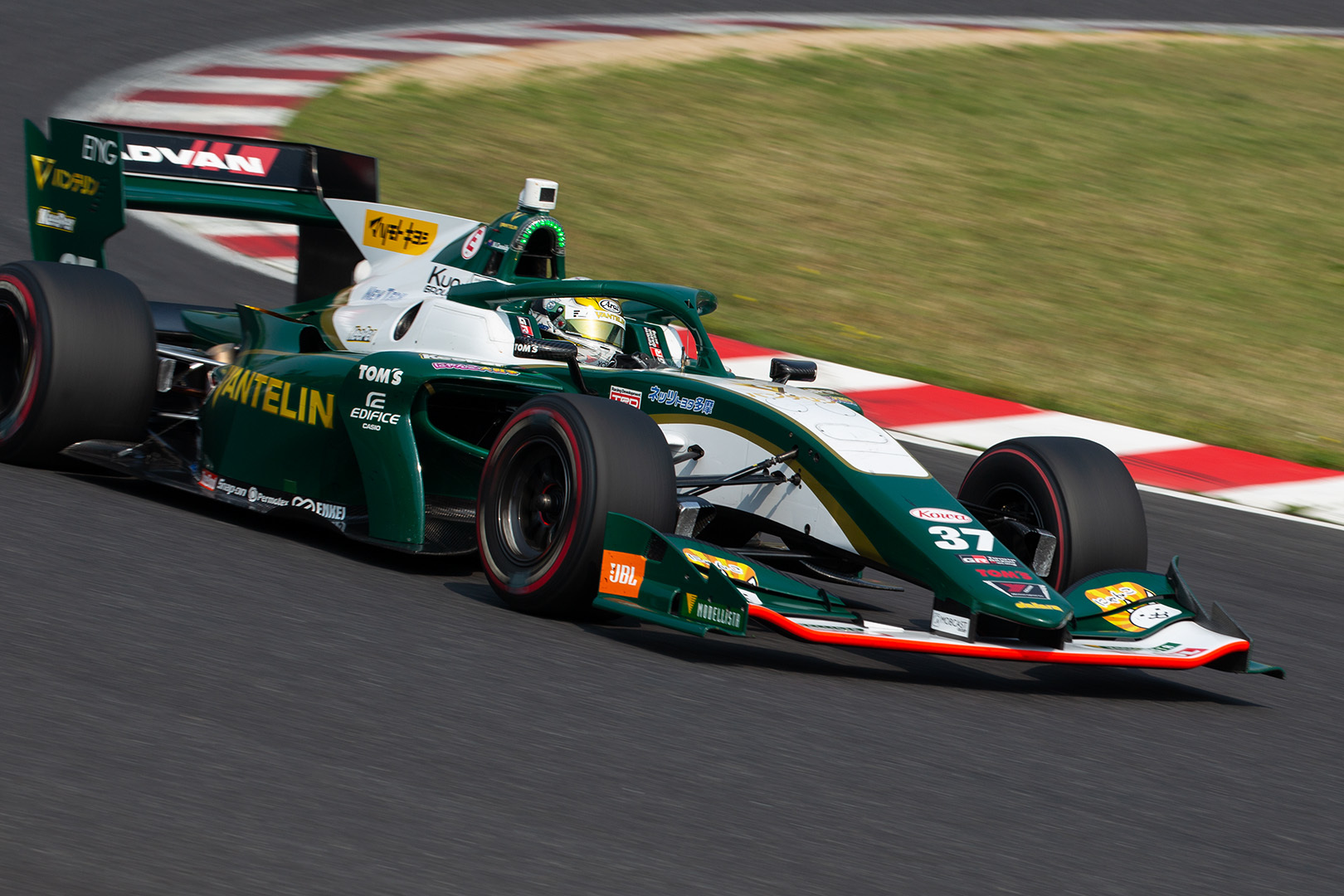 鈴鹿２＆４レース SUPER FORMULA 決勝_a0003166_12563395.jpg