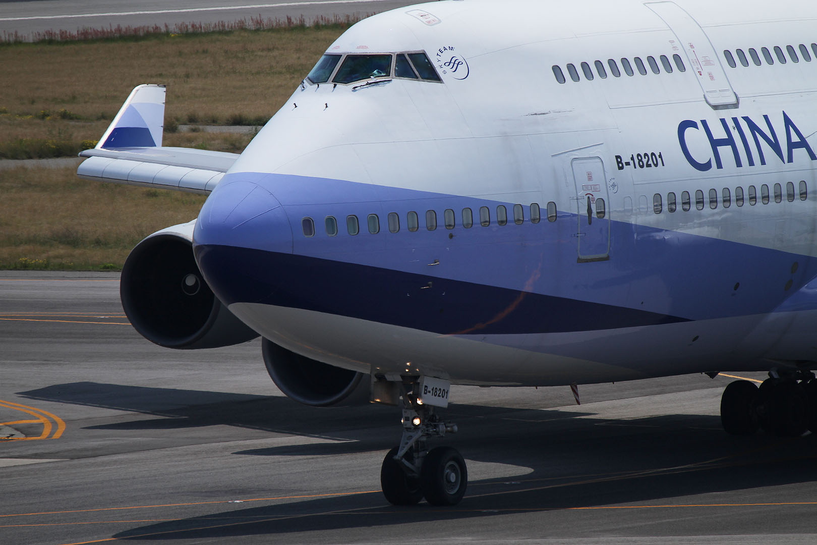 飛行機 （関空、展望ホール、Ｂ７４７）_a0003166_126211.jpg
