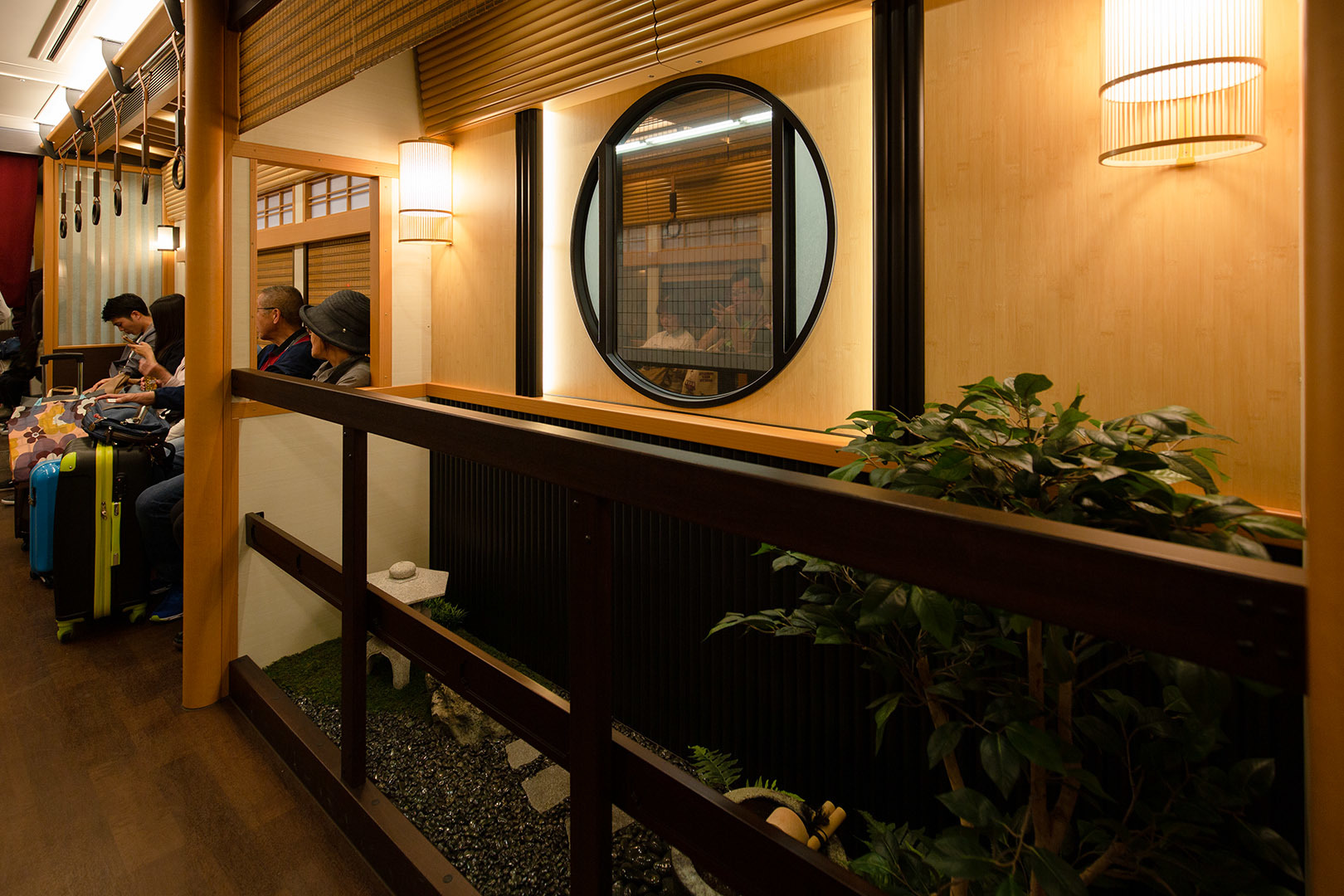 京とれいん雅洛_a0003166_13010422.jpg
