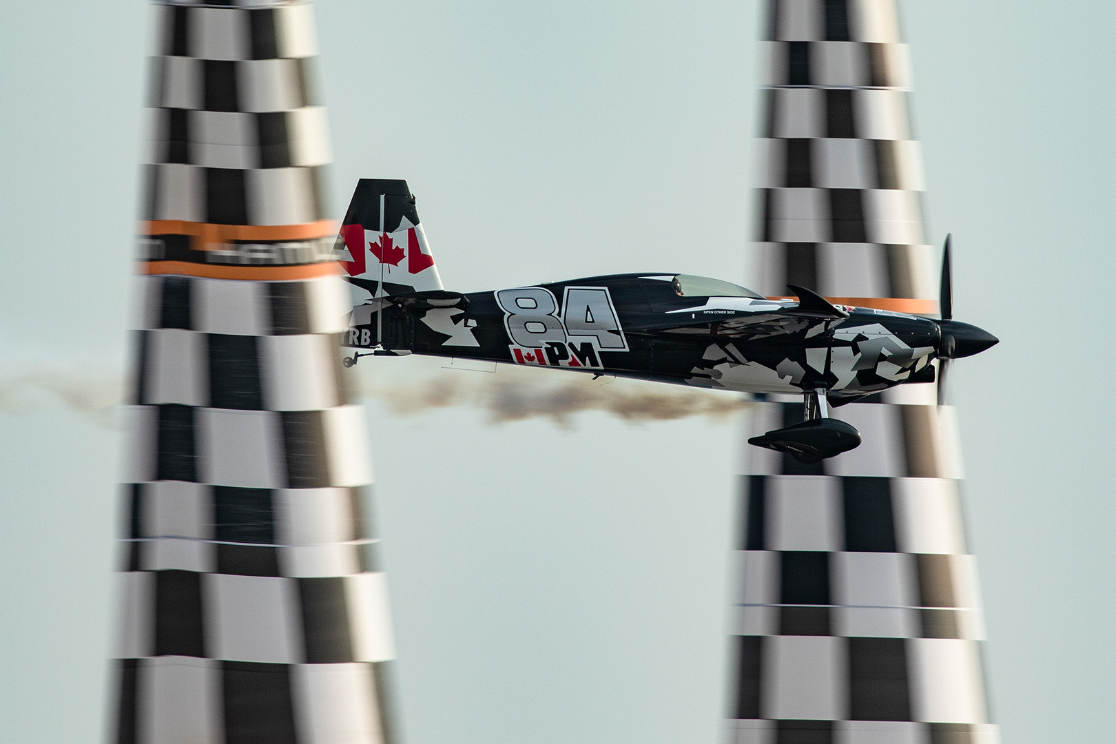 レッドブル・エアレース千葉_a0003166_13023393.jpg