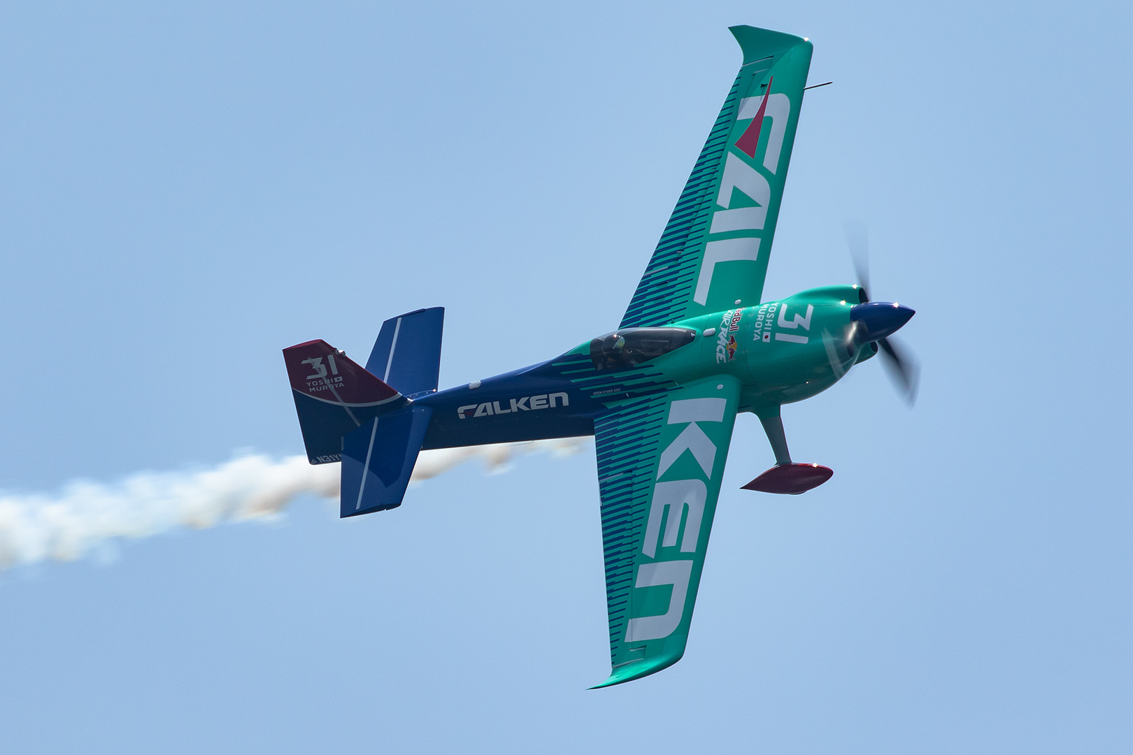 レッドブル・エアレース千葉_a0003166_13023398.jpg
