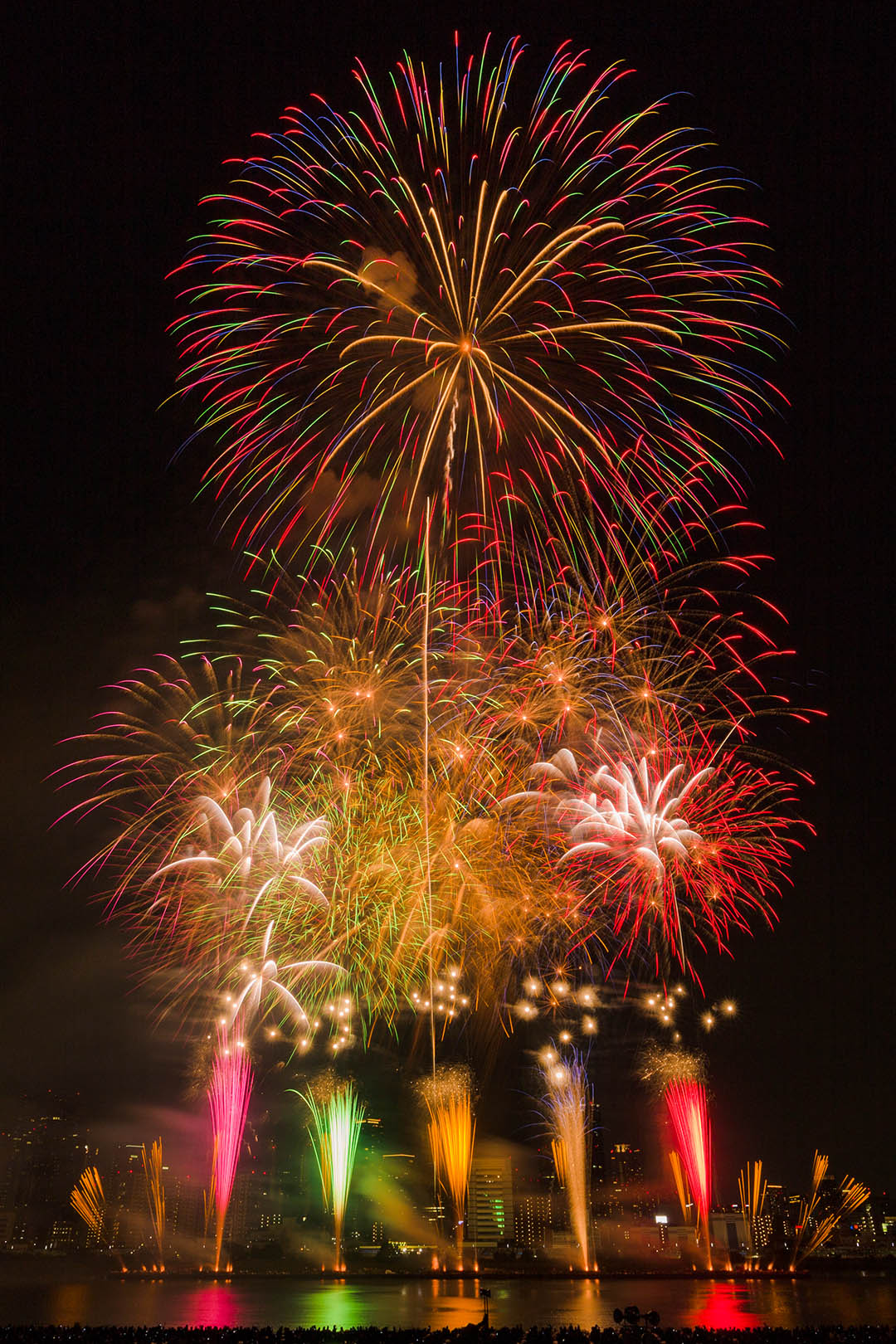 なにわ淀川花火大会_a0003166_13211913.jpg