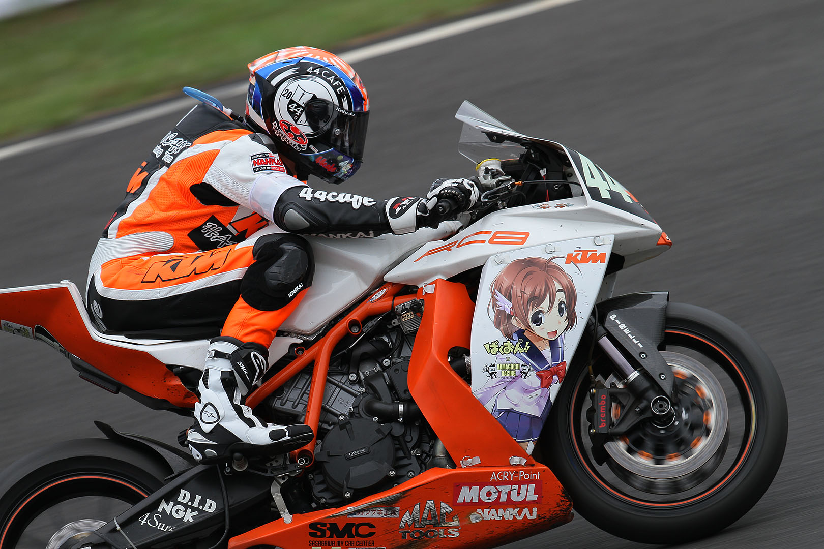 鈴鹿8時間耐久ロードレース_a0003166_13235851.jpg