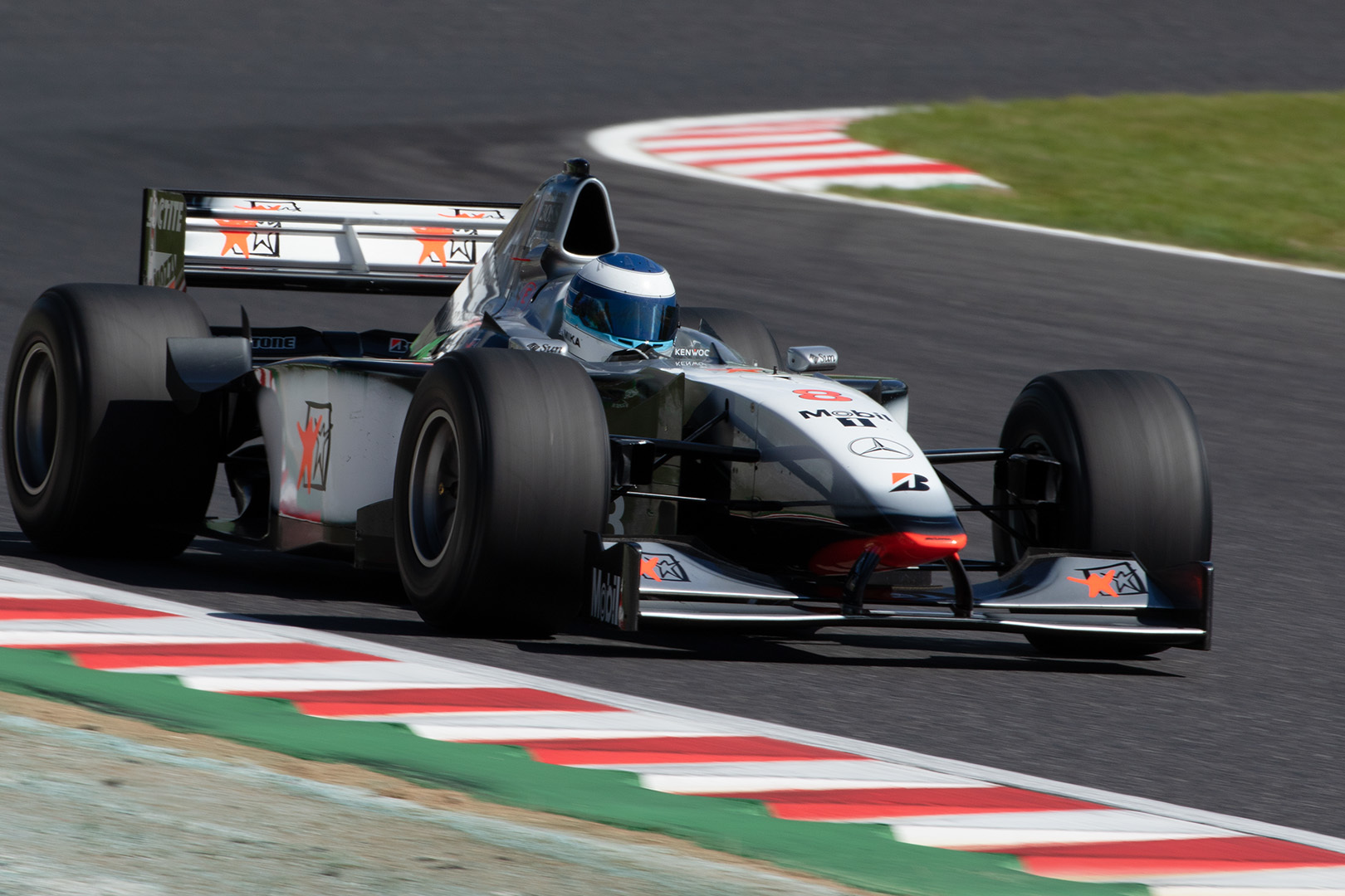 F1 日本グランプリ　展示、デモラン（Legend F1）など_a0003166_13264950.jpg