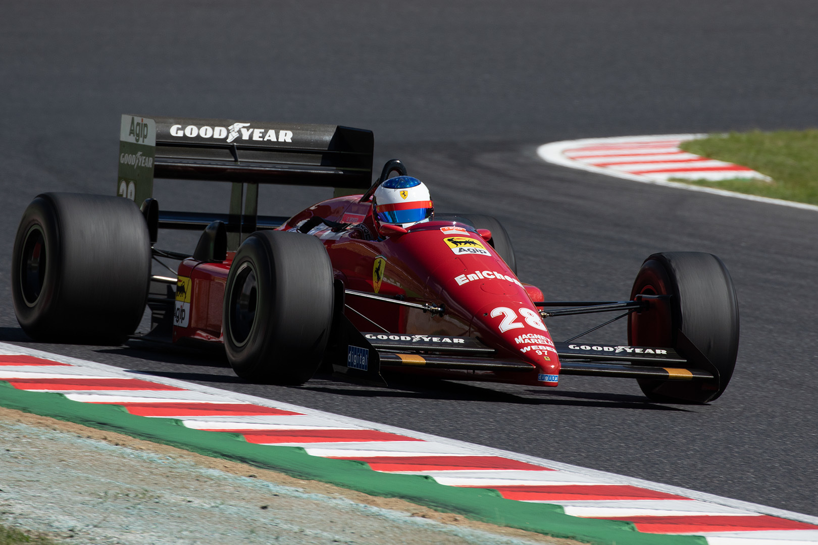 F1 日本グランプリ　展示、デモラン（Legend F1）など_a0003166_13265016.jpg