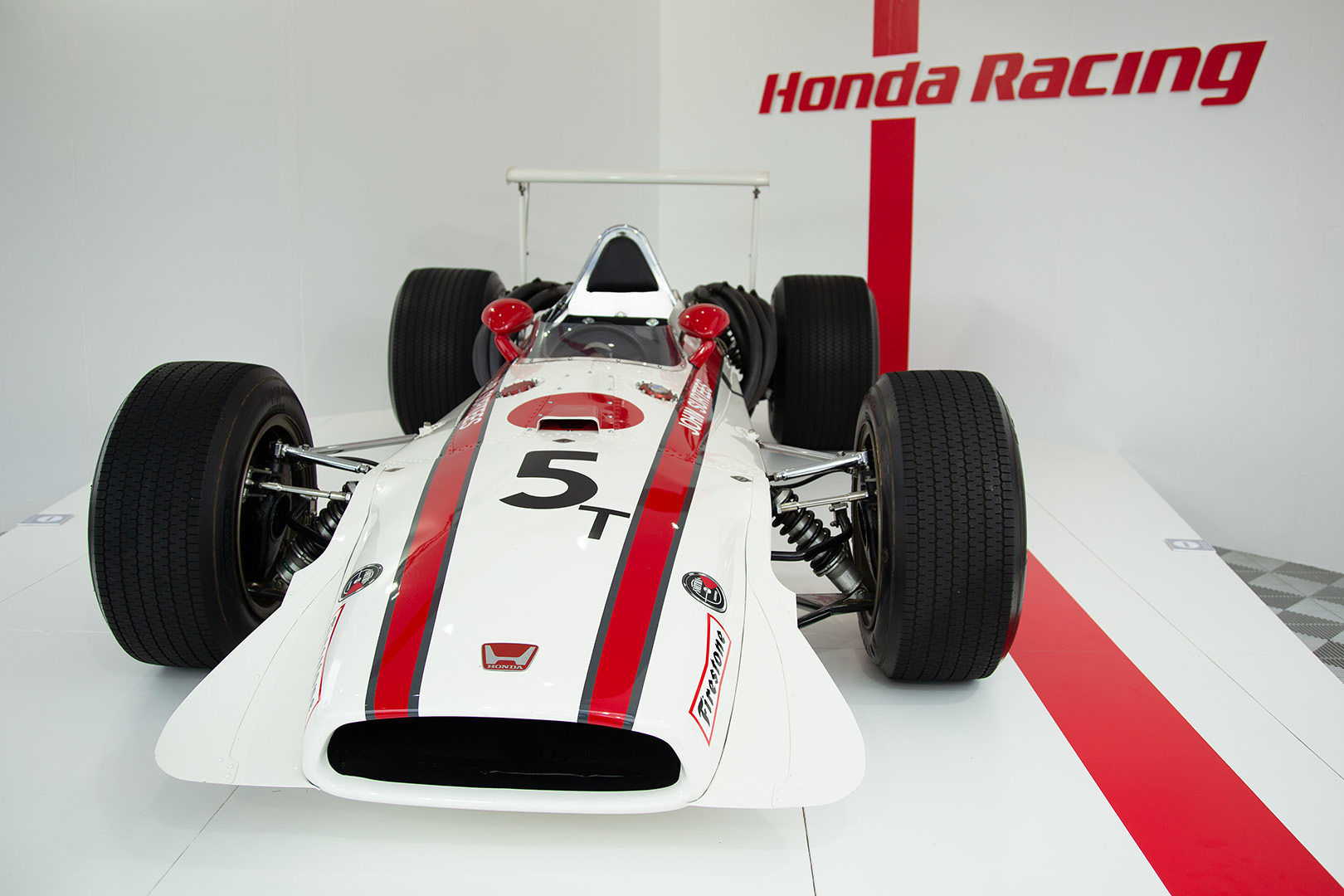 F1 日本グランプリ　展示、デモラン（Legend F1）など_a0003166_13272578.jpg