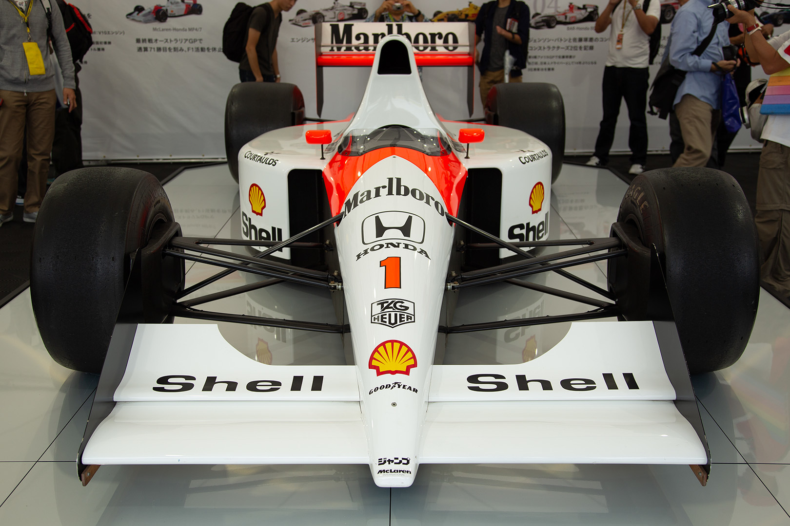 F1 日本グランプリ　展示、デモラン（Legend F1）など_a0003166_13274050.jpg
