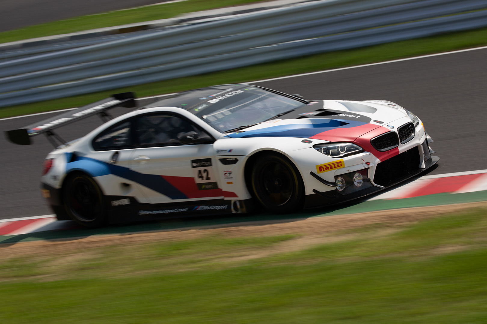 鈴鹿10時間耐久レース （その１）_a0003166_13371888.jpg