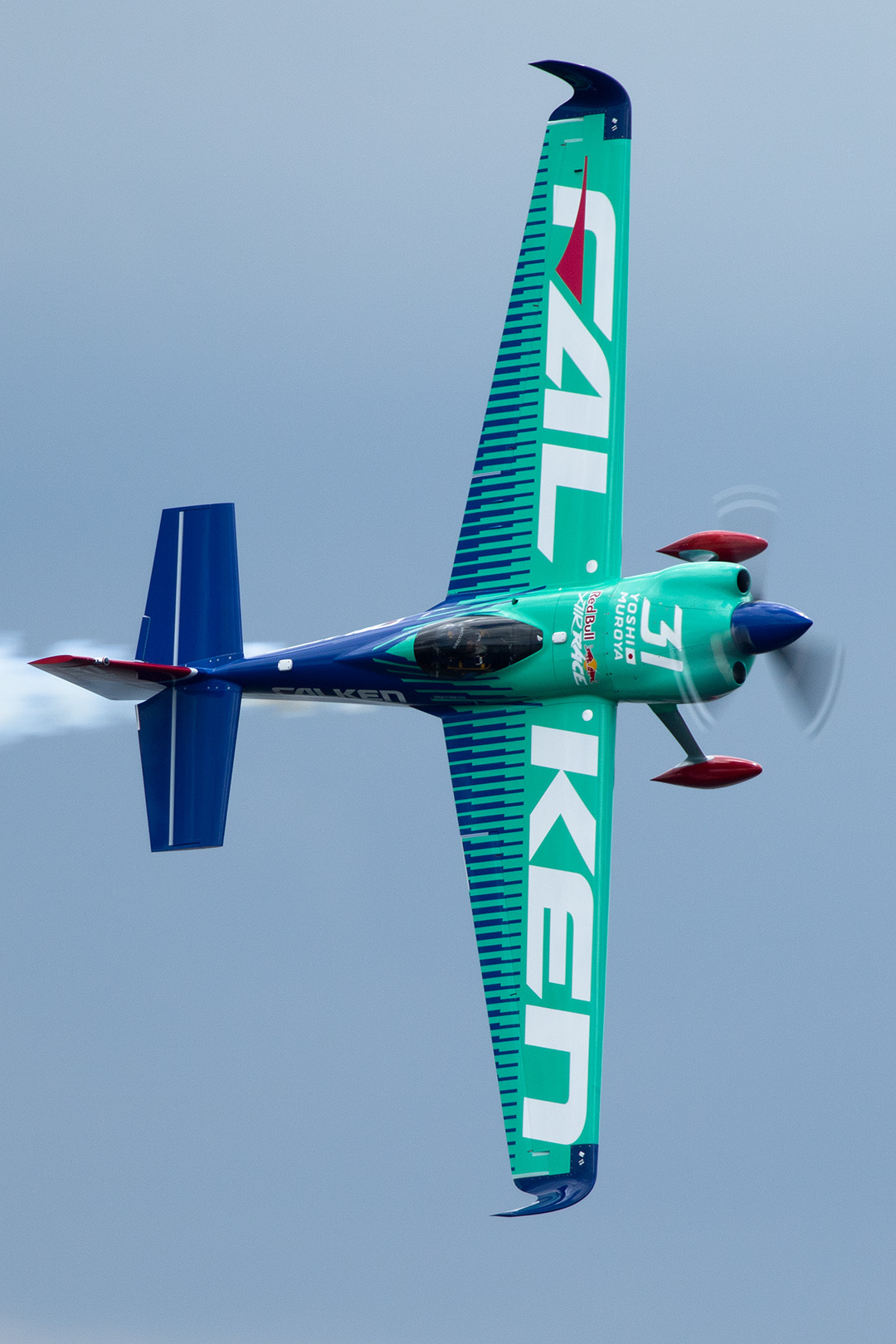 レッドブルエアレース千葉_a0003166_13534499.jpg