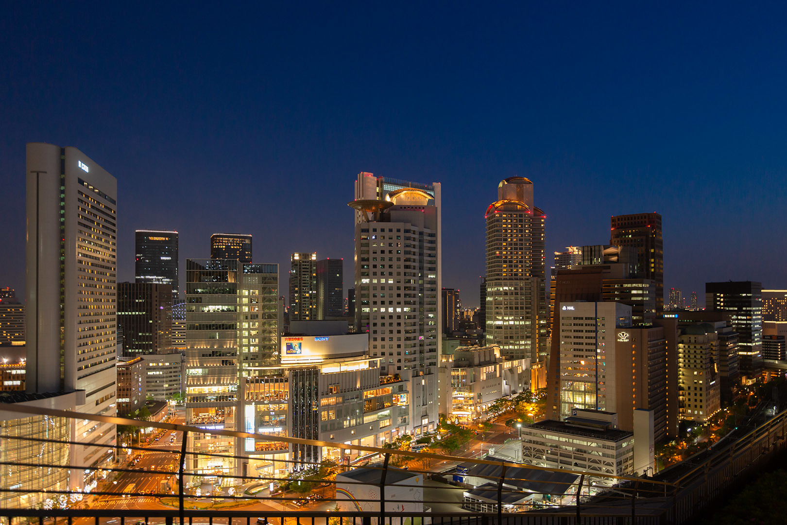 梅田 夜景_a0003166_14043248.jpg