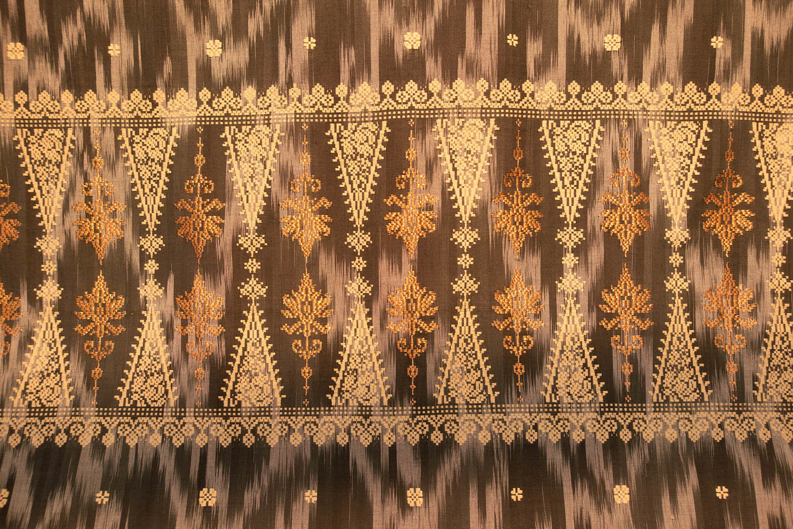 万博 ノモの国、インドネシア_a0003166_14174524.jpg
