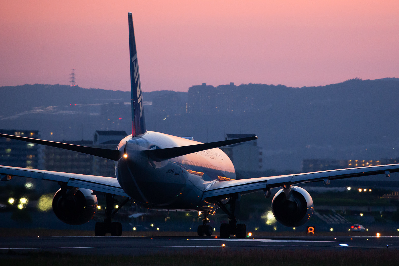 飛行機 夕焼け（伊丹空港、千里川）_a0003166_15055080.jpg