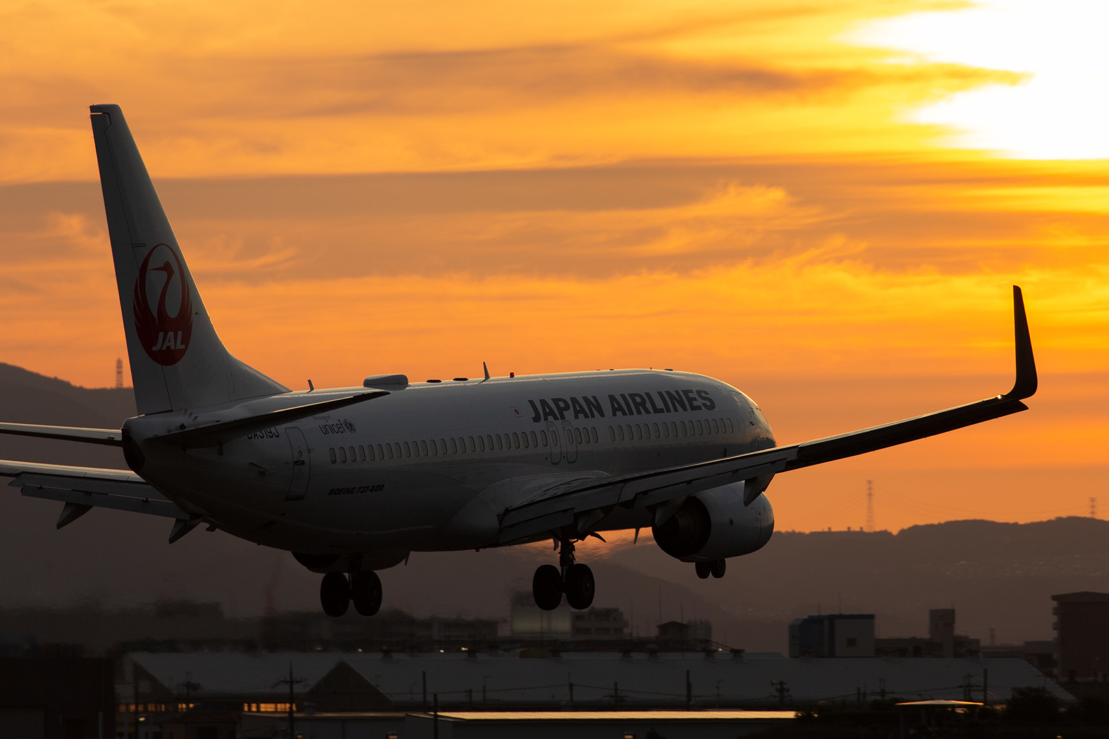 飛行機 夕焼け（伊丹空港、千里川）_a0003166_15174722.jpg