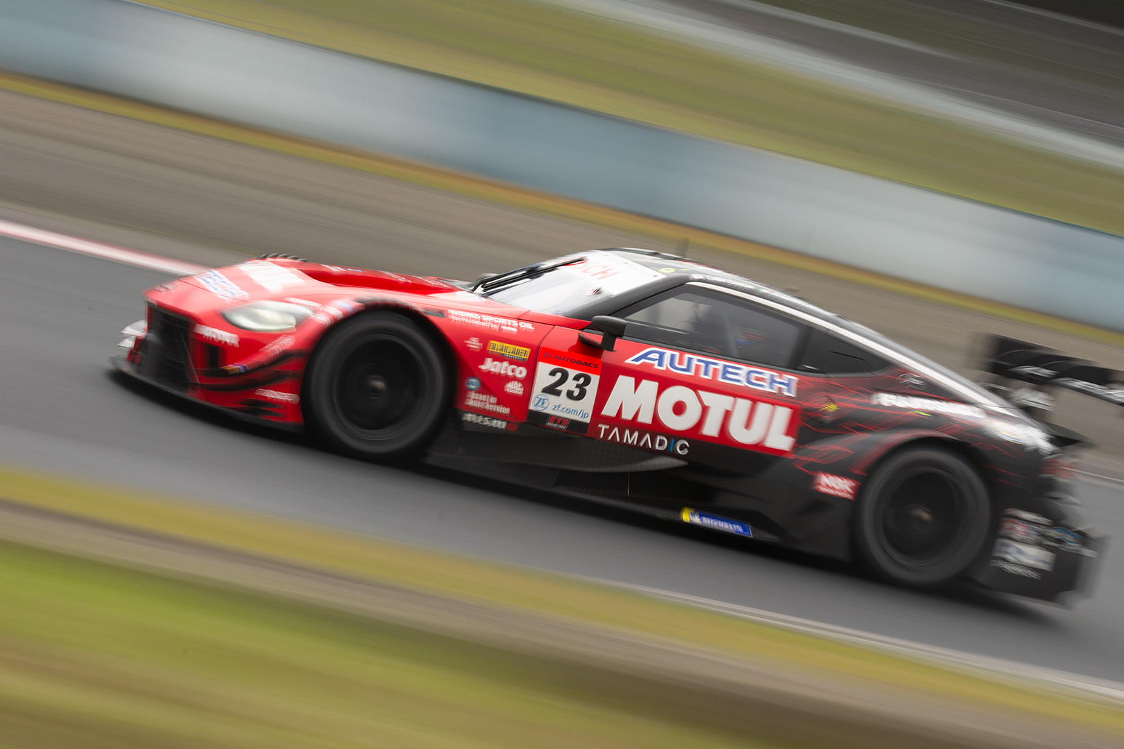 SUPER GT 第1戦 岡山（その１ 23号車 MOTUL AUTECH Z）_a0003166_15181956.jpg