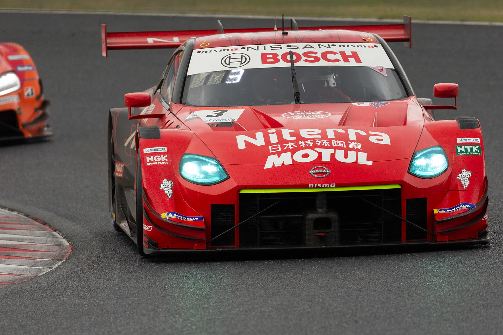 SUPER GT 第1戦 岡山（その２ 3号車 Niterra MOTUL Z）_a0003166_15210983.jpg