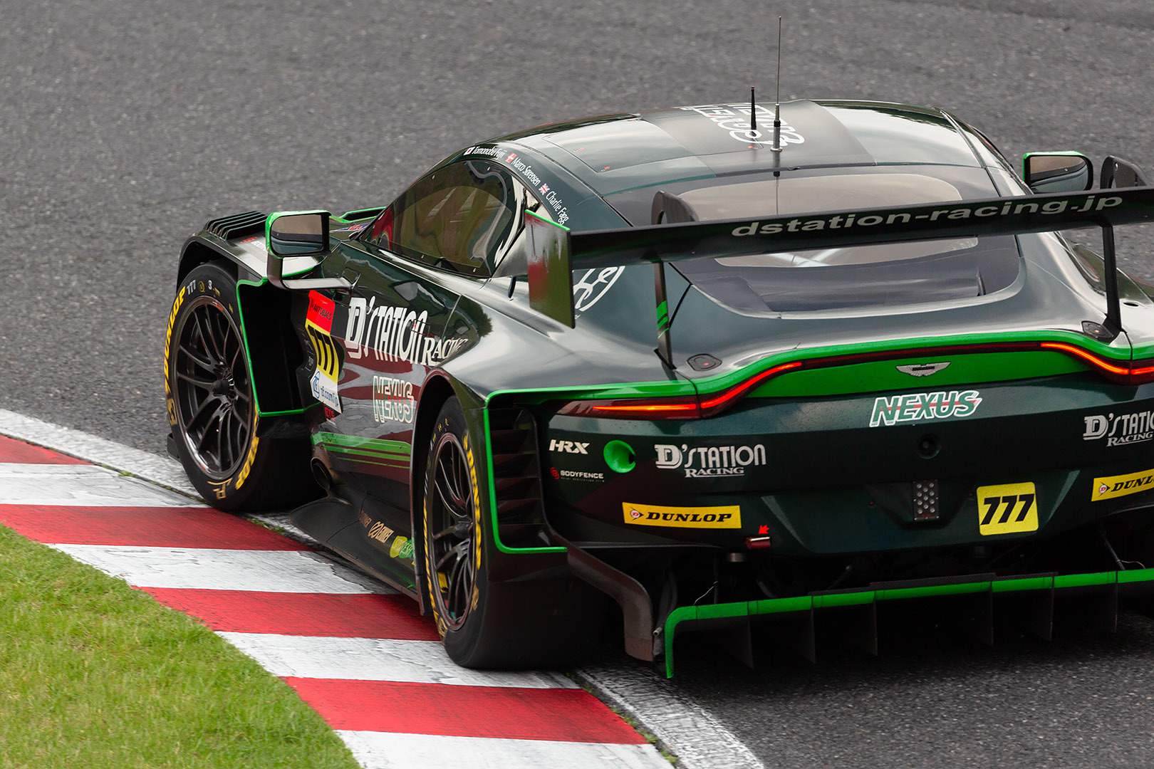 SUPER GT 鈴鹿 その４ D’station Vantage GT3_a0003166_15561755.jpg
