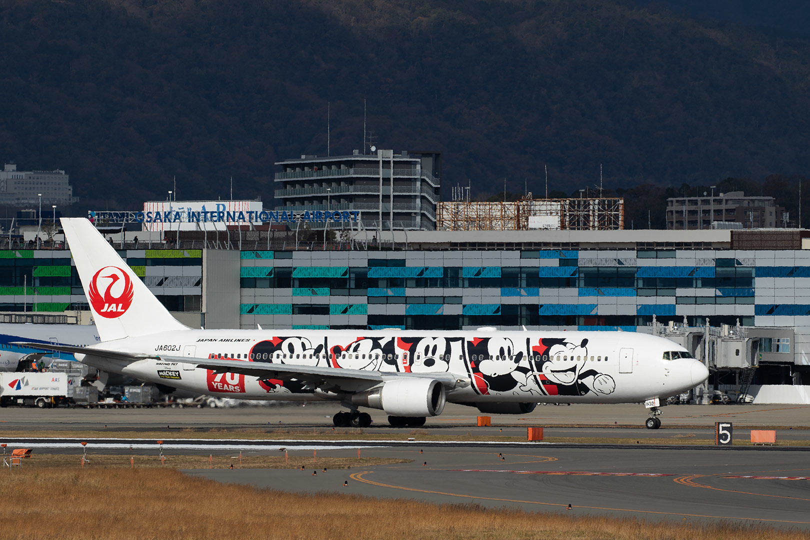 JAL DREAM EXPRESS 90　（伊丹空港、伊丹スカイパーク）_a0003166_15563431.jpg